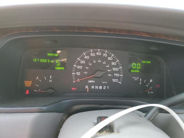 Photo 9 from auction – 2002 LINCOLN TOWN CAR with VIN 1LNHM83W42Y605290