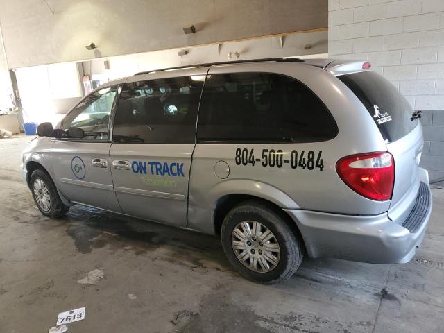 Photo 2 from auction – 2002 CHRYSLER TOWN AND C with VIN 1A4GP44R37B190637