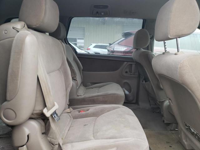 Photo 11 from auction – 2004 TOYOTA SIENNA with VIN 5TDZA23C84S160121