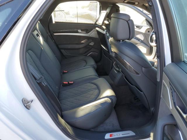 Photo 10 from auction – 2016 AUDI S8 QUATTRO with VIN WAUJSAFD4GN006411