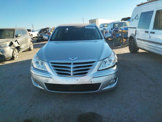 Photo 5 from auction – 2009 HYUNDAI GENESIS 4. with VIN KMHGC46F59U060902