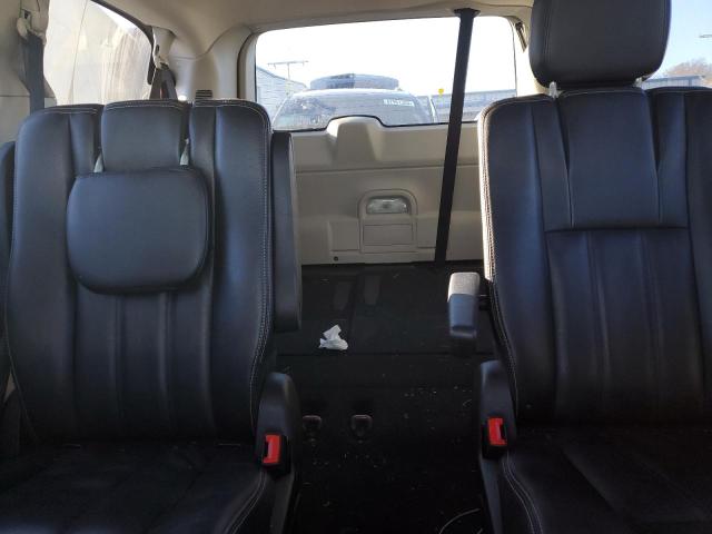 Photo 10 from auction – 2014 CHRYSLER TOWN & COU with VIN 2C4RC1BG2ER440779