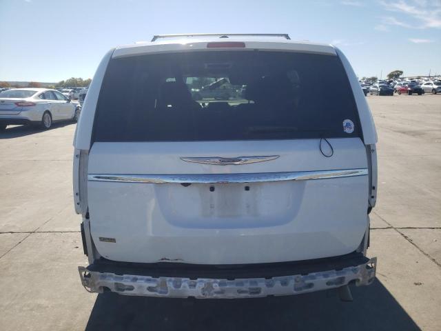 Photo 6 from auction – 2016 CHRYSLER TOWN & COU with VIN 2C4RC1BG3GR289390
