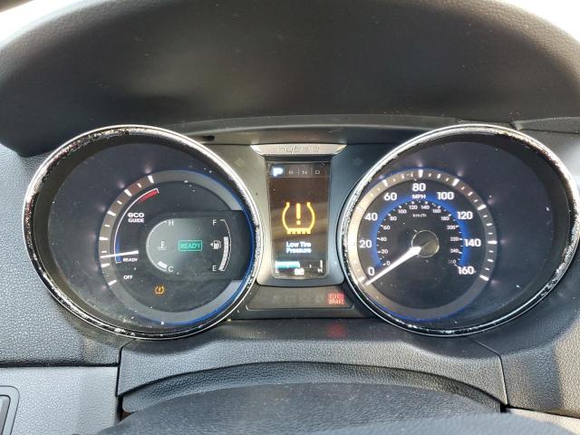 Photo 9 from auction – 2013 HYUNDAI SONATA HYB with VIN KMHEC4A49DA073336