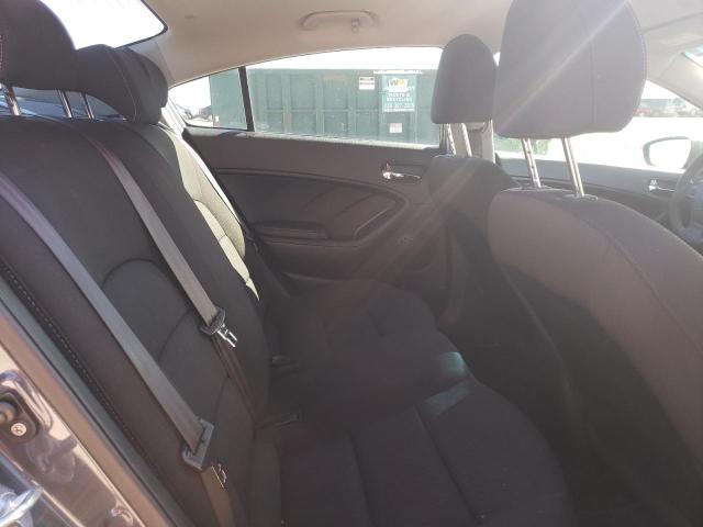 Photo 10 from auction – 2016 KIA FORTE LX with VIN KNAFK4A62G5572597