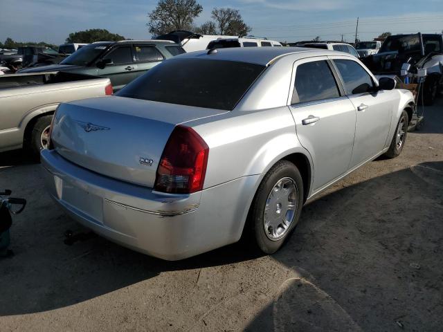 Photo 3 from auction – 2005 CHRYSLER 300 TOURIN with VIN 2C3AA53G45H546640