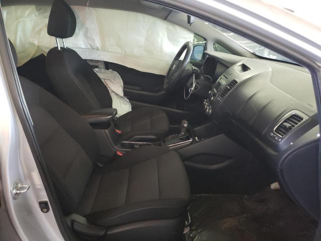 Photo 7 from auction – 2017 KIA FORTE LX with VIN 3KPFK4A70HE047409