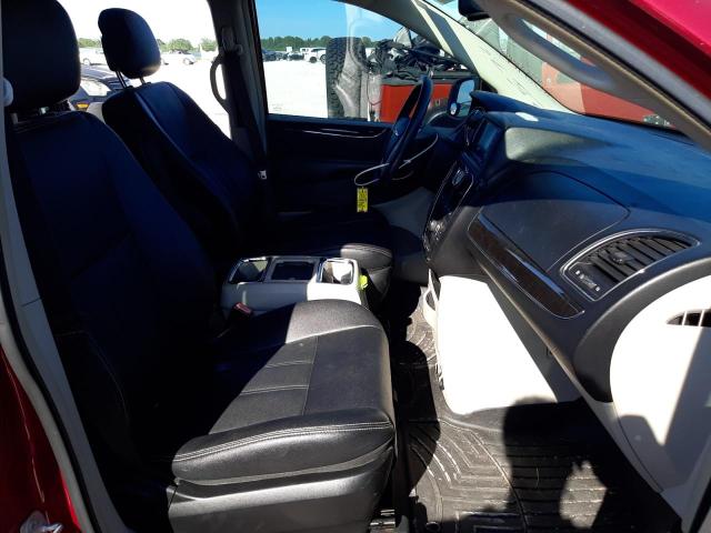 Photo 7 from auction – 2015 CHRYSLER TOWN & COU with VIN 2C4RC1BG4FR570807
