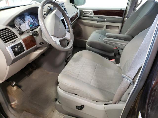 Photo 7 from auction – 2010 CHRYSLER TOWN & COU with VIN 2A4RR5D17AR351986