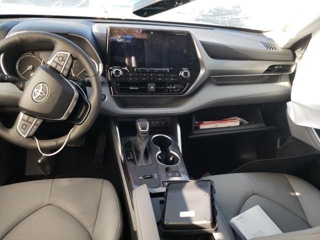 Photo 8 from auction – 2022 TOYOTA HIGHLANDER with VIN 5TDYZRAH8NS130484