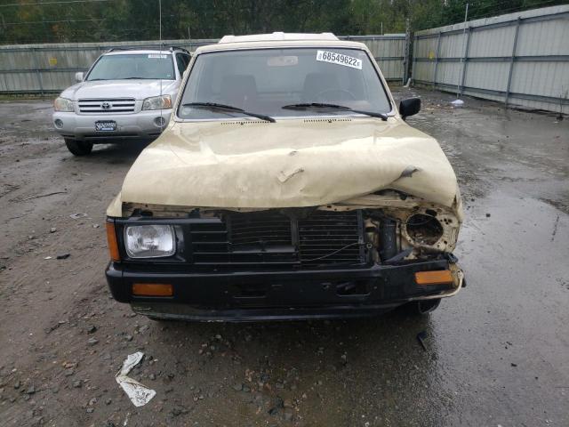 Photo 5 from auction – 1985 TOYOTA PICKUP 1/2 with VIN JT4RN50R1F0064142