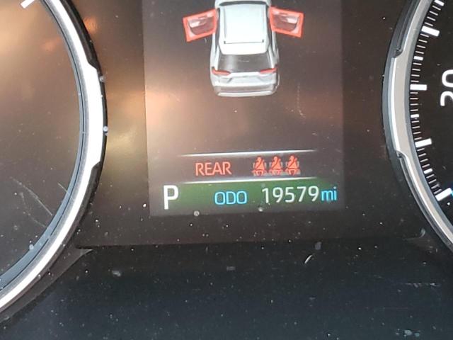 Photo 9 from auction – 2022 TOYOTA RAV4 SE with VIN 4T3T6RFV2NU070380