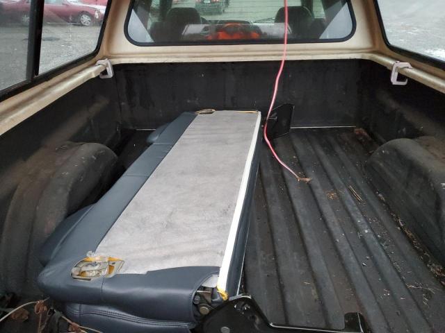 Photo 10 from auction – 2000 CHEVROLET SILVERADO with VIN 1GCEC19T5YZ146823