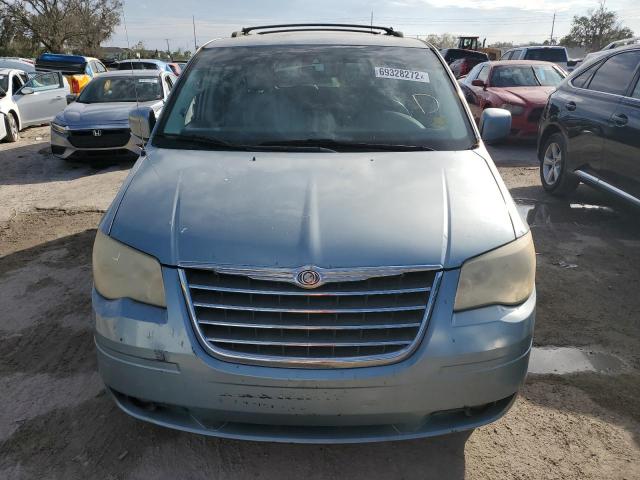 Photo 5 from auction – 2008 CHRYSLER TOWN & COU with VIN 2A8HR54P08R818237