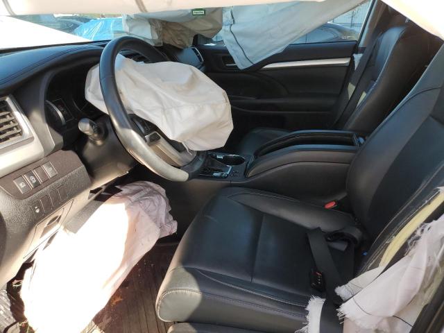 Photo 7 from auction – 2018 TOYOTA HIGHLANDER with VIN 5TDJZRFH1JS913022