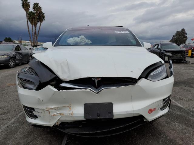 Photo 5 from auction – 2017 TESLA MODEL X with VIN 5YJXCBE29HF041283