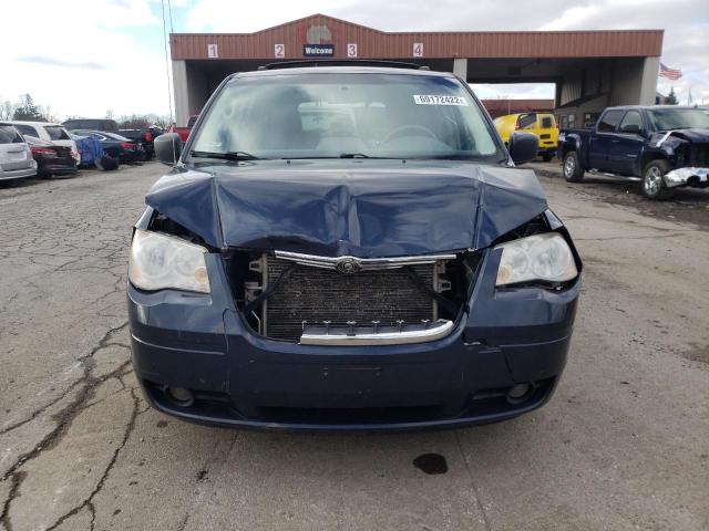 Photo 5 from auction – 2008 CHRYSLER TOWN & COU with VIN 2A8HR54PX8R834137