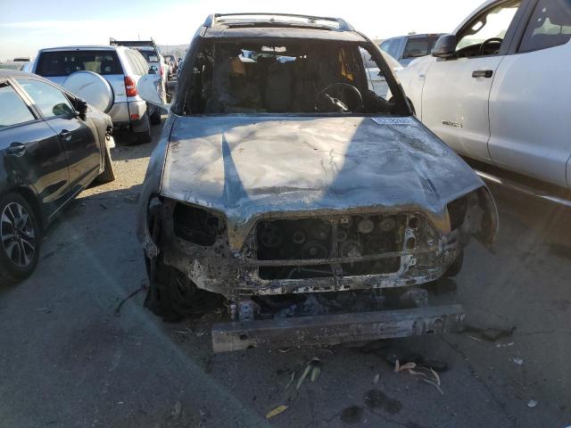 Photo 5 from auction – 2003 TOYOTA 4RUNNER LI with VIN JTEBU17R838009389