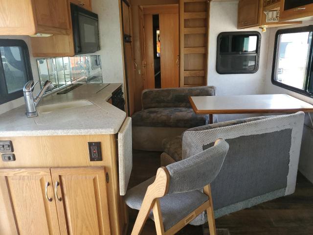 Photo 6 from auction – 2003 WINNEBAGO SUNCRUISER with VIN 1FCNF53S330A01517