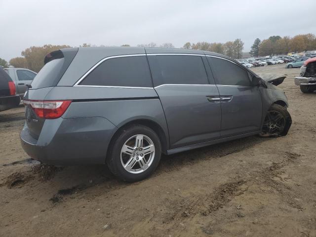 Photo 3 from auction – 2011 HONDA ODYSSEY TO with VIN 5FNRL5H97BB090668