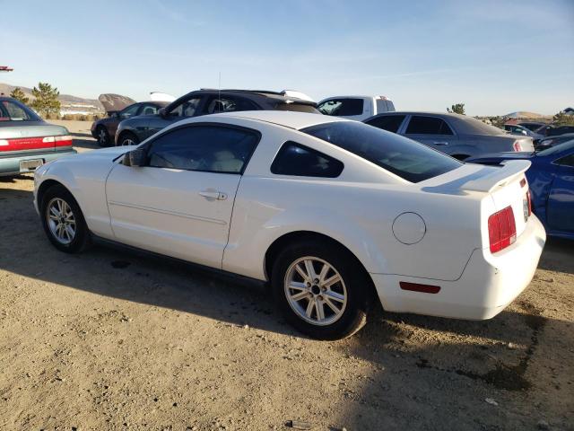 Photo 2 from auction – 2005 FORD MUSTANG with VIN 1ZVFT80N655156143