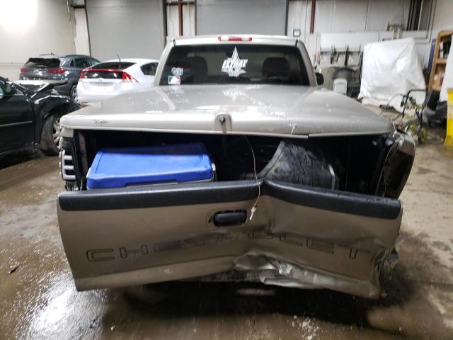 Photo 6 from auction – 2000 CHEVROLET SILVERADO with VIN 1GCEC14V9YZ366118