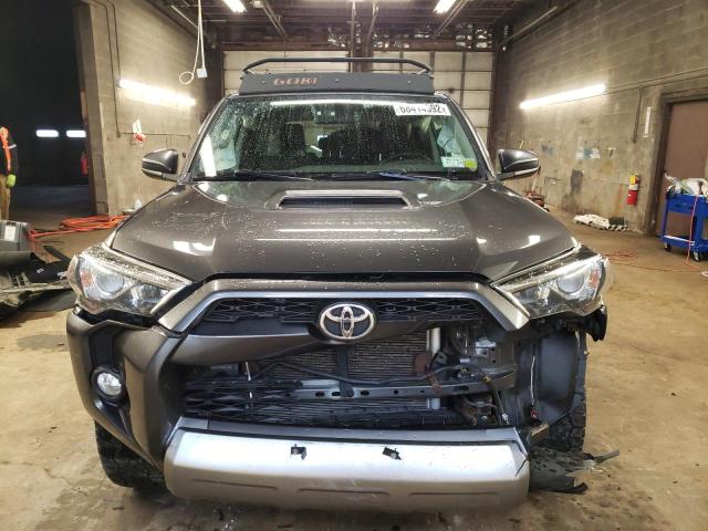 Photo 5 from auction – 2016 TOYOTA 4RUNNER SR with VIN JTEBU5JRXG5397166