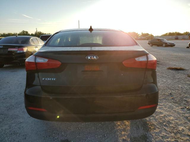 Photo 6 from auction – 2015 KIA FORTE LX with VIN KNAFK4A68F5409774