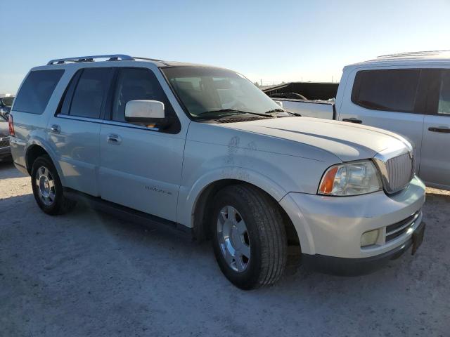 Photo 4 from auction – 2005 LINCOLN NAVIGATOR with VIN 5LMFU27515LJ08038
