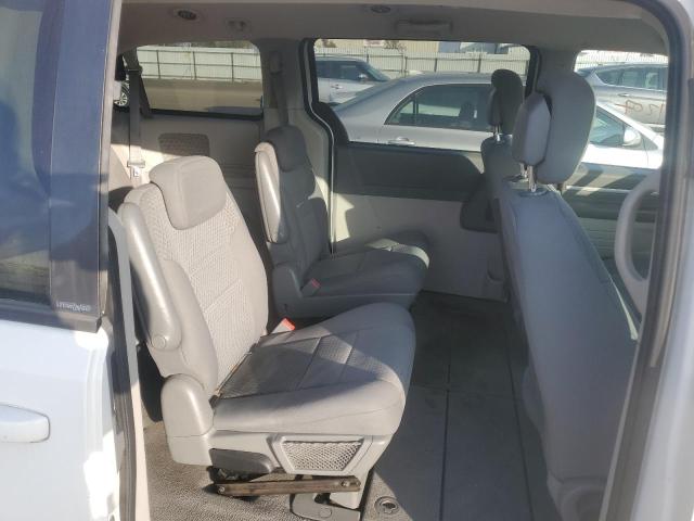 Photo 11 from auction – 2010 DODGE GRAND CARA with VIN 2D4RN4DE4AR435815
