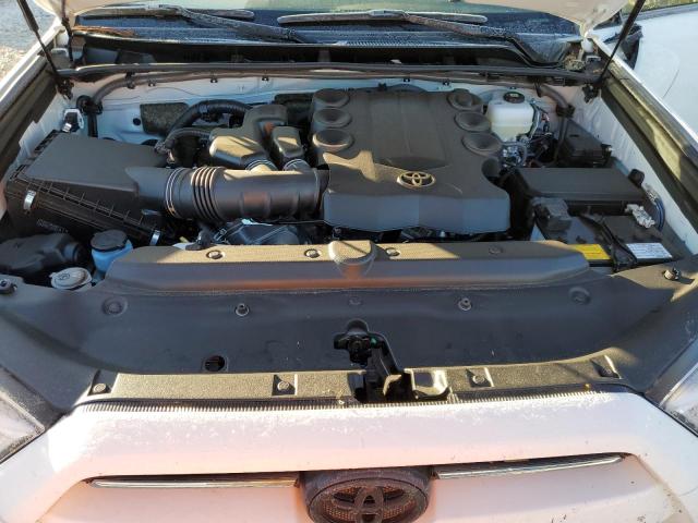 Photo 11 from auction – 2022 TOYOTA 4RUNNER SR with VIN JTEMU5JR4N6084940