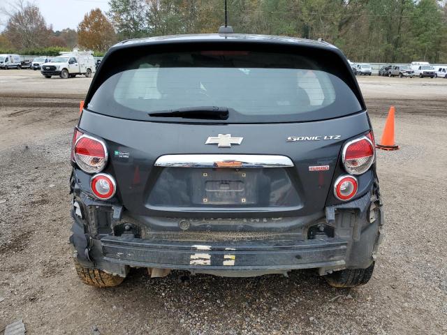 Photo 6 from auction – 2015 CHEVROLET SONIC LTZ with VIN 1G1JE6SB3F4201697