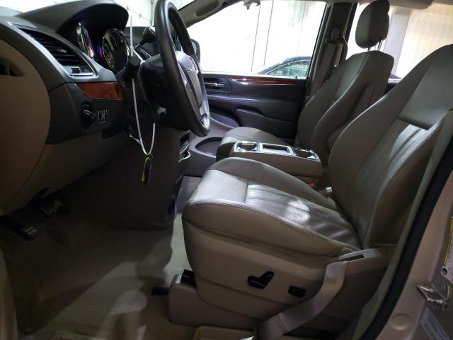 Photo 7 from auction – 2015 CHRYSLER TOWN & COU with VIN 2C4RC1CG5FR528368