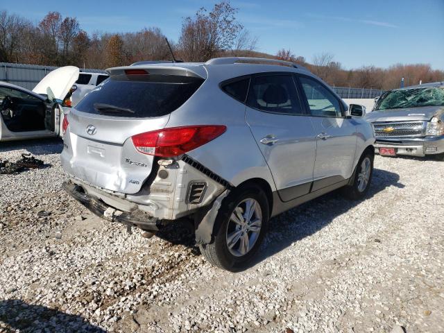 Photo 3 from auction – 2012 HYUNDAI TUCSON GLS with VIN KM8JUCAC8CU487007