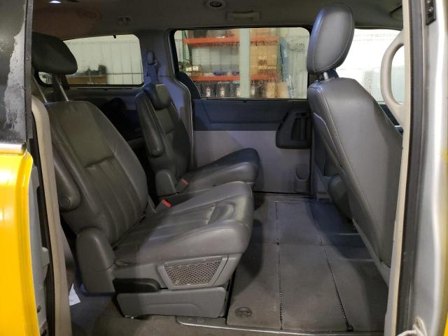 Photo 11 from auction – 2008 CHRYSLER TOWN & COU with VIN 2A8HR54P88R716703