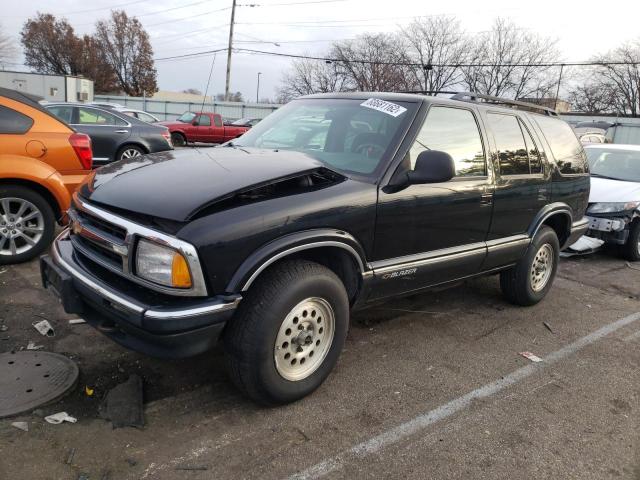 CHEVROLET BLAZER 1997 with VIN 1GNDT13W7V2110657 - Photo from auction