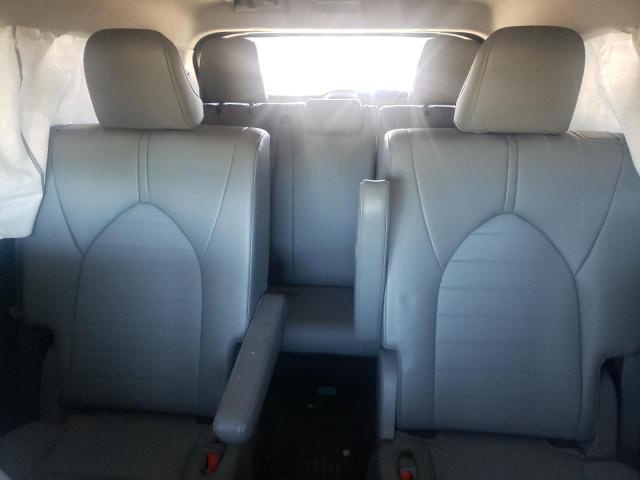 Photo 10 from auction – 2022 TOYOTA HIGHLANDER with VIN 5TDGBRCH0NS539057
