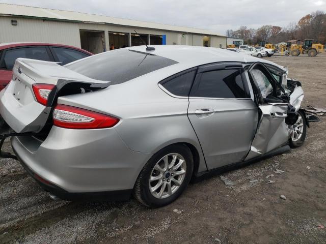 Photo 3 from auction – 2015 FORD FUSION S with VIN 3FA6P0G79FR302426