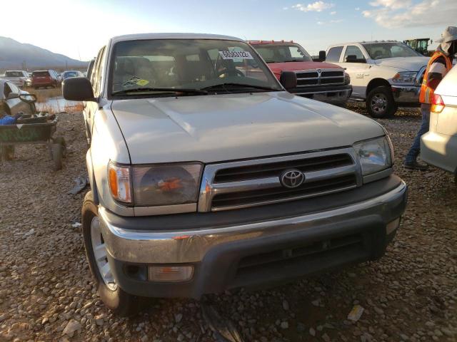 Photo 5 from auction – 1999 TOYOTA 4RUNNER SR with VIN JT3HM84R4X0032964
