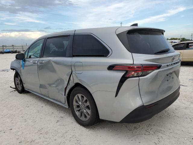 Photo 2 from auction – 2021 TOYOTA SIENNA LE with VIN 5TDKRKECXMS037590