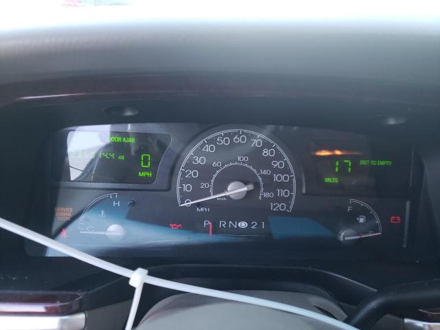 صورة رقم 9 من المزاد - 2003 LINCOLN TOWN CAR E مع VIN 1LNHM81W33Y660267