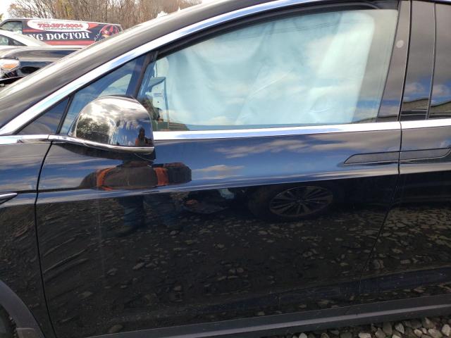 Photo 7 from auction – 2018 TESLA MODEL X with VIN 5YJXCAE27JF128485