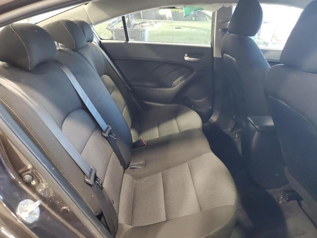 Photo 10 from auction – 2017 KIA FORTE LX with VIN 3KPFK4A75HE149062