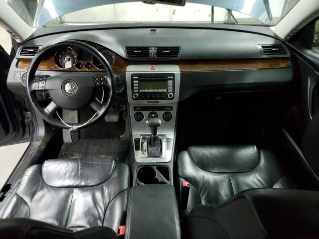Photo 8 from auction – 2007 VOLKSWAGEN PASSAT 2.0 with VIN WVWTK93CX7E052010