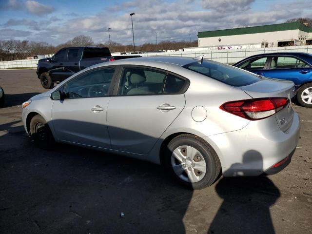 Photo 2 from auction – 2017 KIA FORTE LX with VIN 3KPFK4A76HE112702