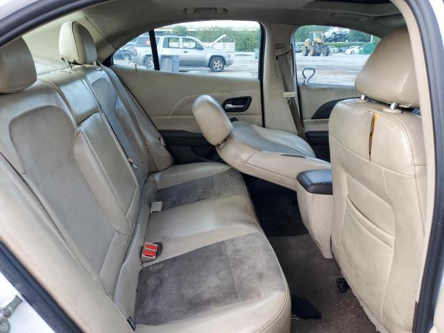Photo 10 from auction – 2014 CHEVROLET MALIBU with VIN 1G11C5SL5EF236947