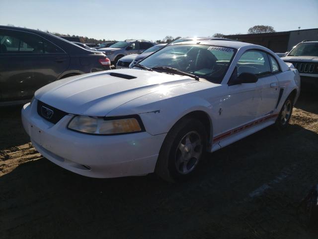 FORD MUSTANG 2000 with VIN 1FAFP4041YF111123 - Photo from auction