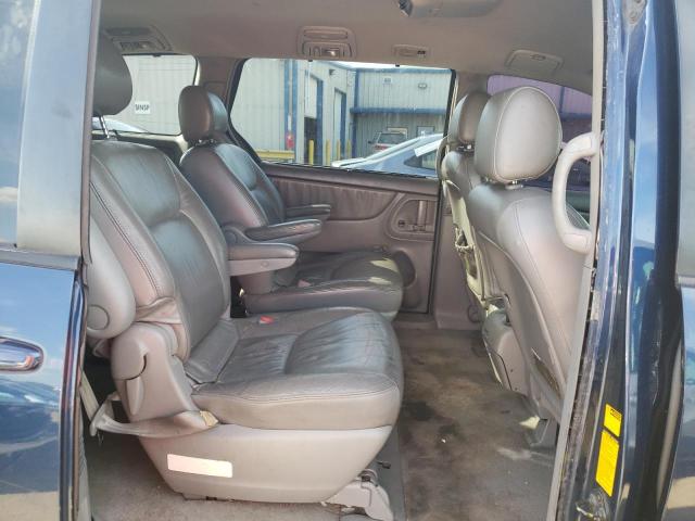Photo 11 from auction – 2004 TOYOTA SIENNA XLE with VIN 5TDBA22C84S023344
