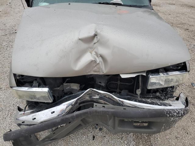 Фото 12 с аукциона – 2001 CHEVROLET BLAZER с VIN 1GNCS13W41K153832