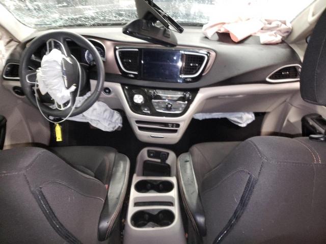 Photo 8 from auction – 2017 CHRYSLER PACIFICA T with VIN 2C4RC1DGXHR710472